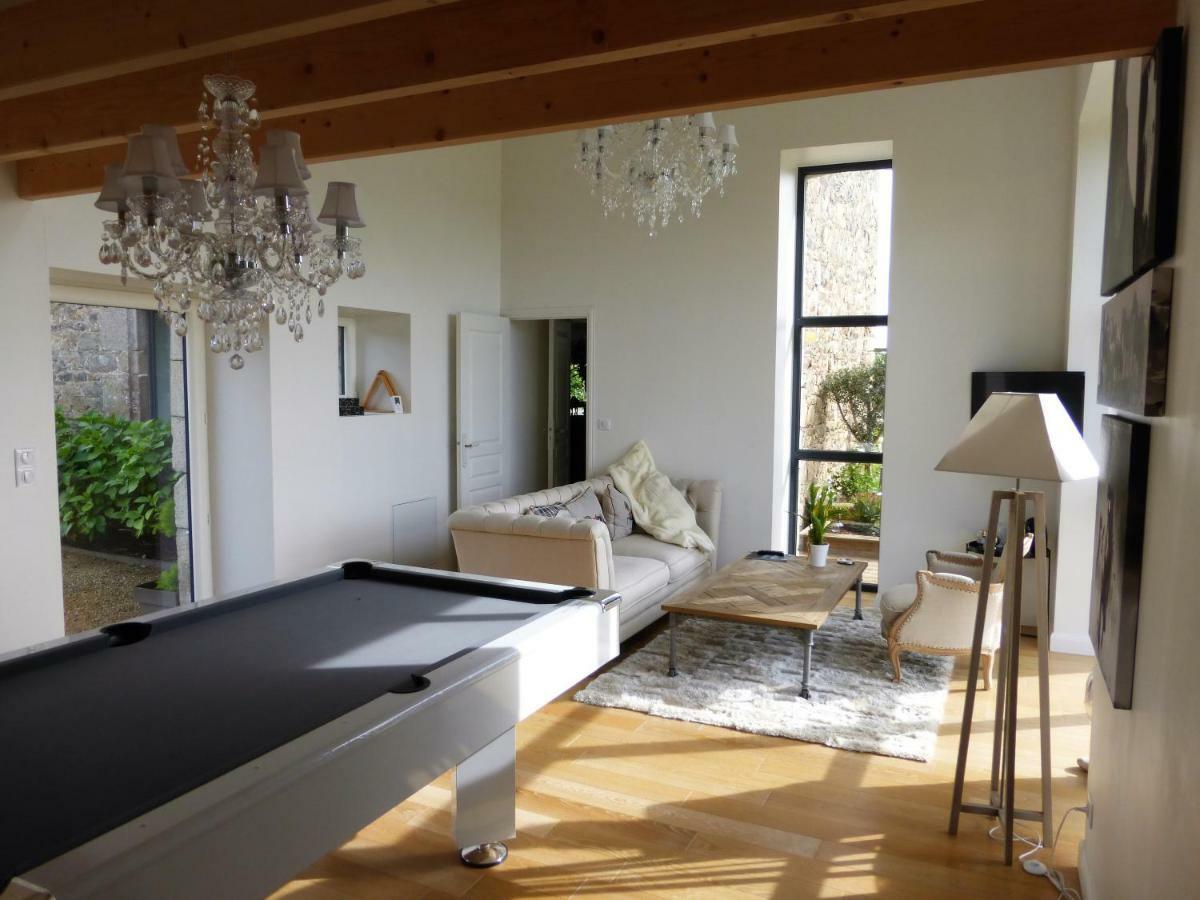 Manoir De Kermilven Bed & Breakfast Tremeven  ภายนอก รูปภาพ